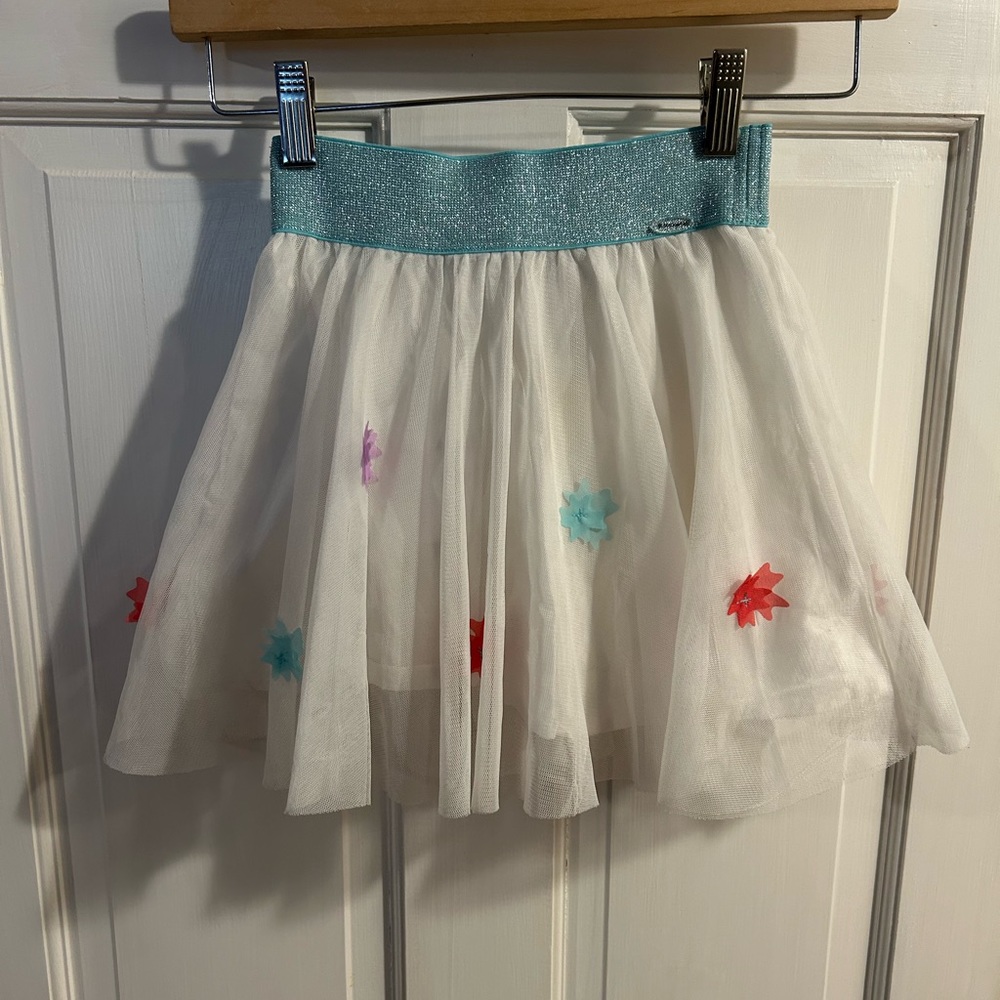 American Girl girls white tulle skirt with flowers. Size 7/8.